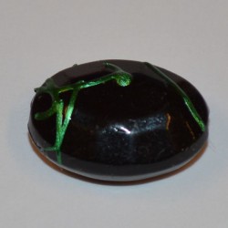 olive à facettes 18x12 noire et verte